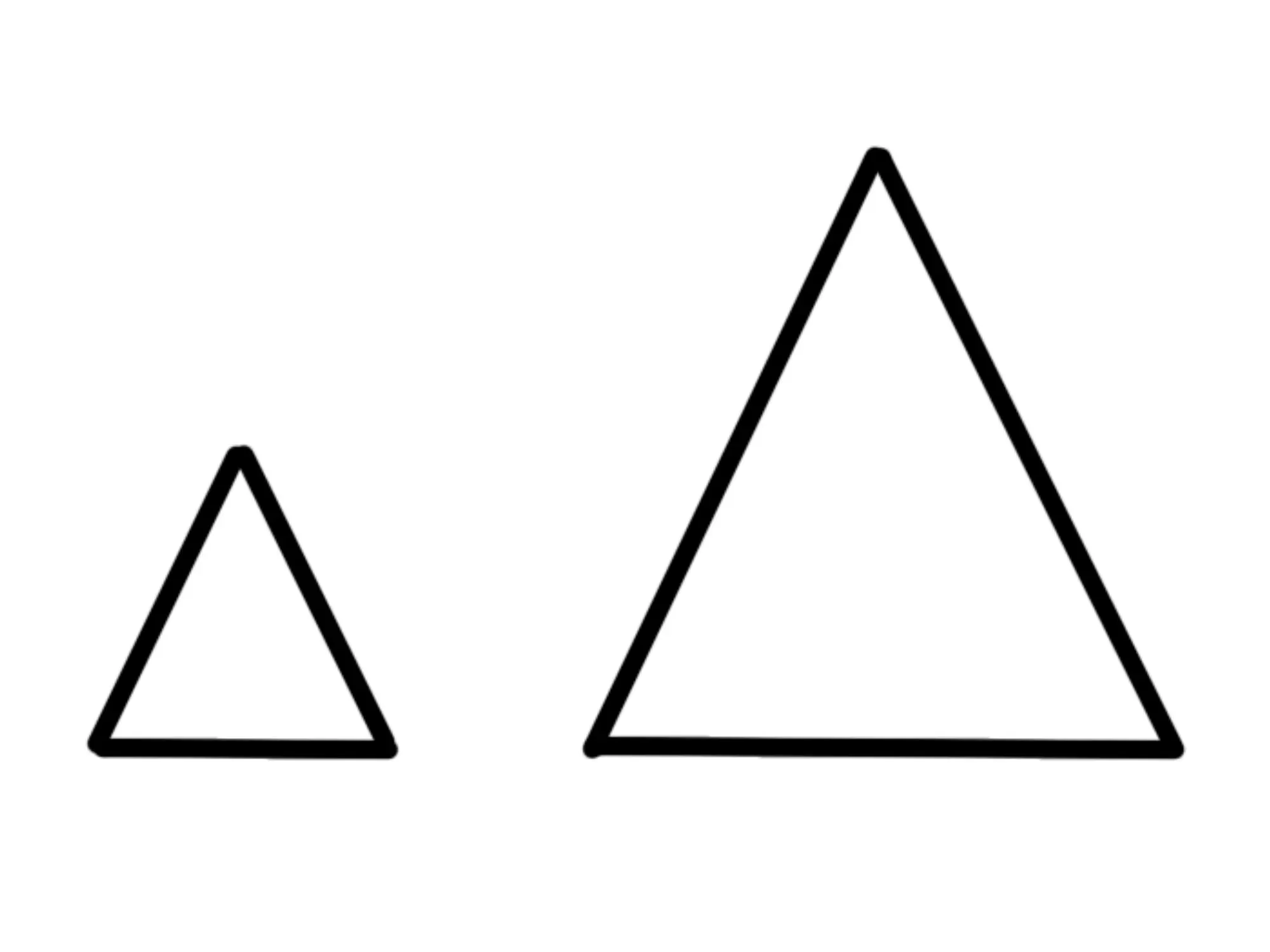 Cosa sono triangoli simili — Triangoli simili, uno più grande e uno più piccolo con angoli uguali.